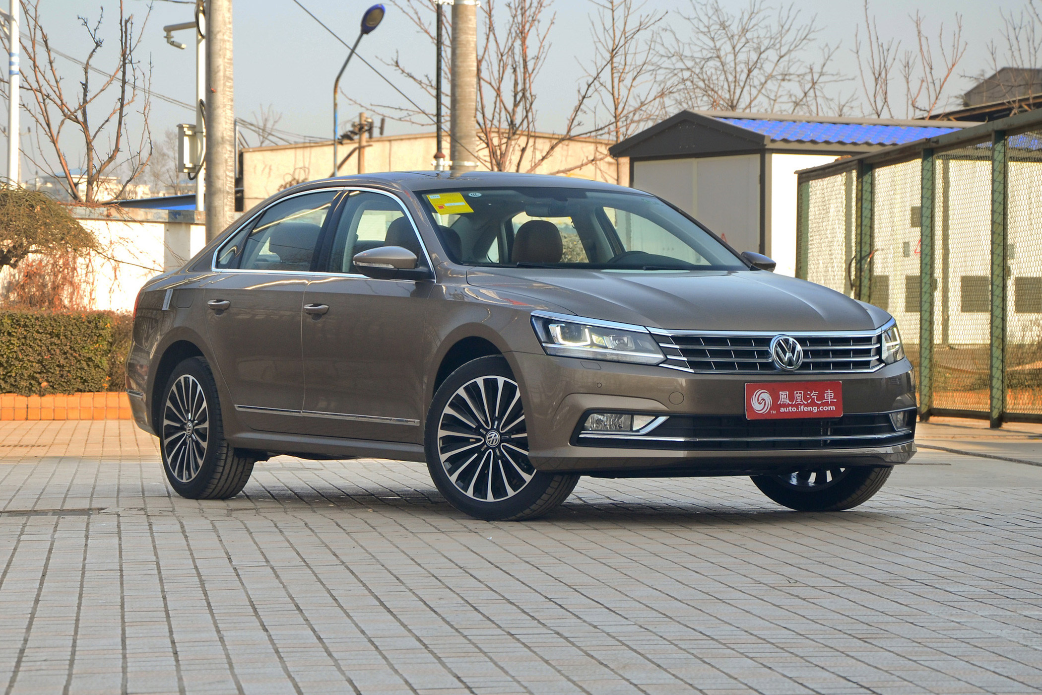 2017款帕萨特上市 售18.99-30.39万元