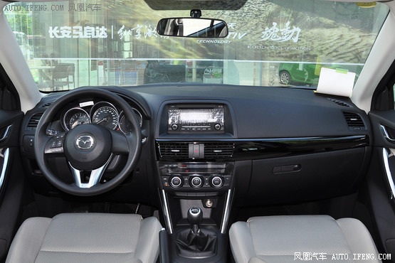 2013款 马自达CX-5 2.0L 手动两驱舒适版