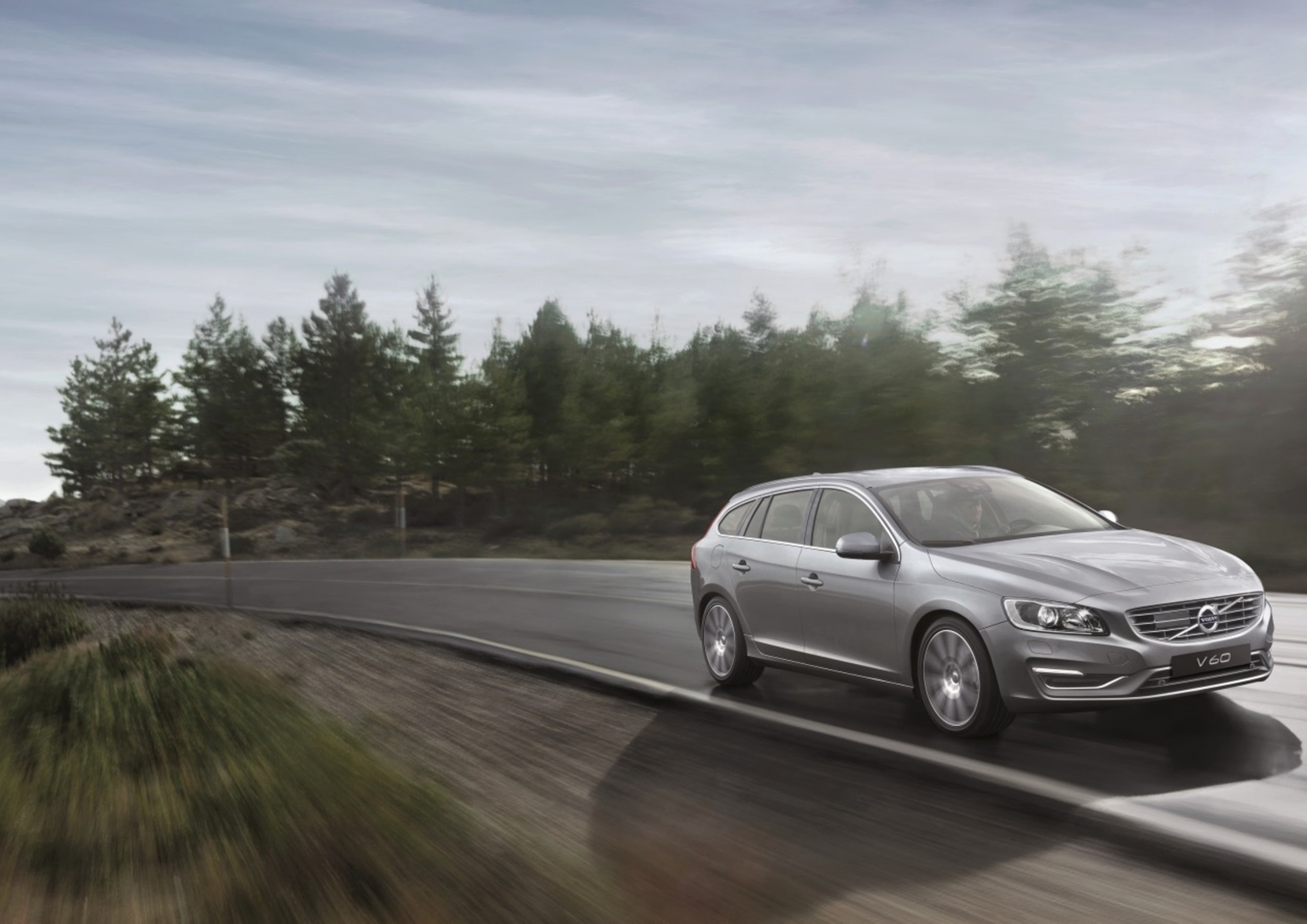 搭载最强动力DriveE 沃尔沃V60更芯换代-江阴