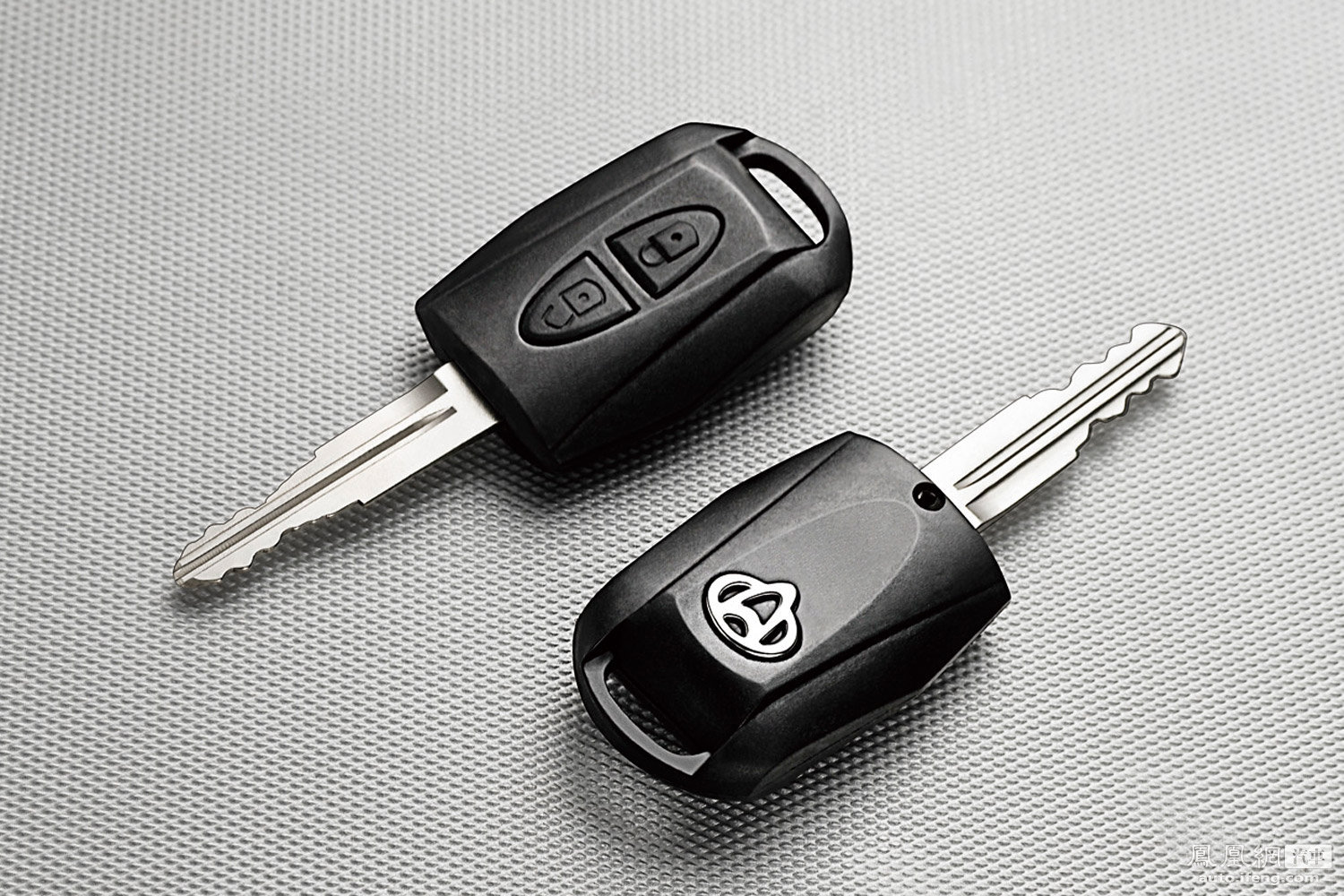 【欧诺图片】_款 图片 长安_汽车图库_凤凰网汽车_1451140