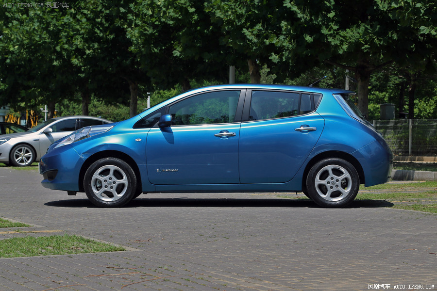 【晨风图片】_2014款 领航版6.6kw图片 东风启辰_汽车图库_凤凰网汽车