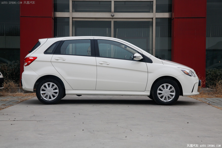 汽车图片 北京汽车 绅宝d20 2015款 两厢 1.