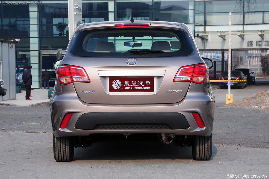 汽车图片 北京汽车 绅宝d20 2015款 两厢 1.