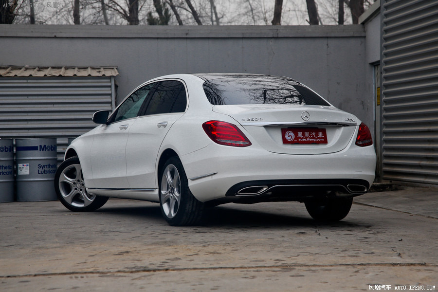 北京奔驰 奔驰c级 2015款 c 260 l 外观(45张) 外观(45张) 内饰(73张)