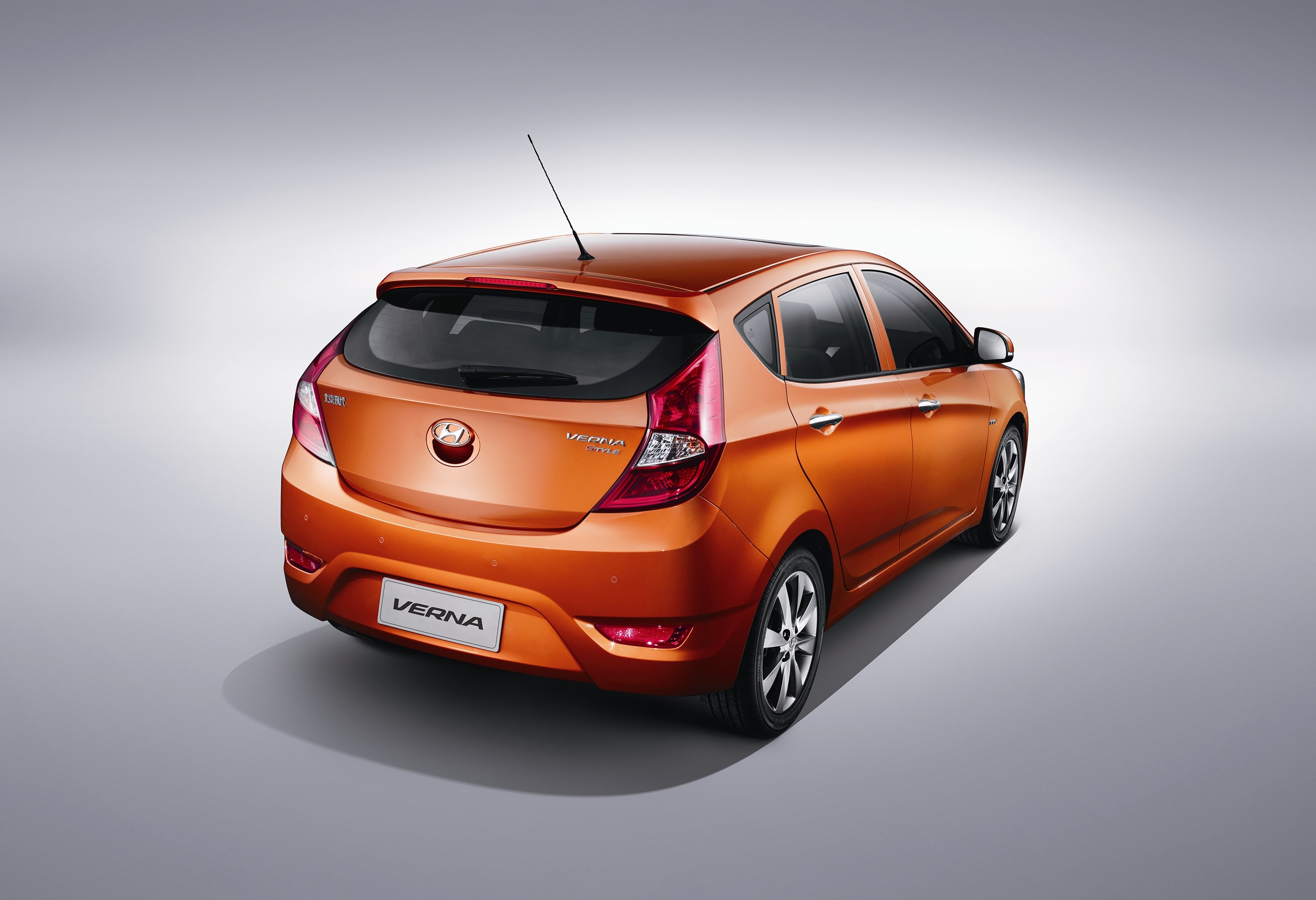 北京现代新瑞纳携手瑞奕闪耀上市-无锡嘉现汽车_凤凰网汽车