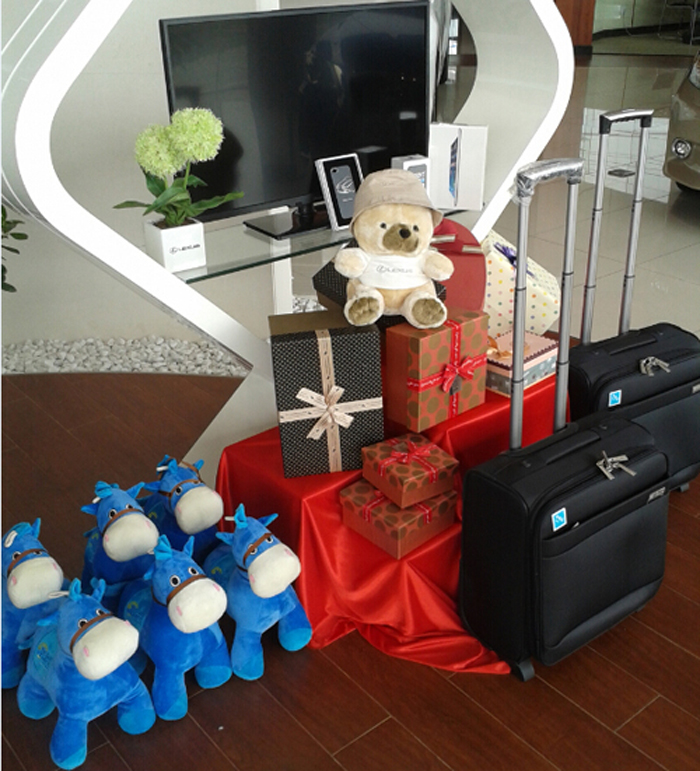 到店礼:到店即送雷克萨斯精美小礼品